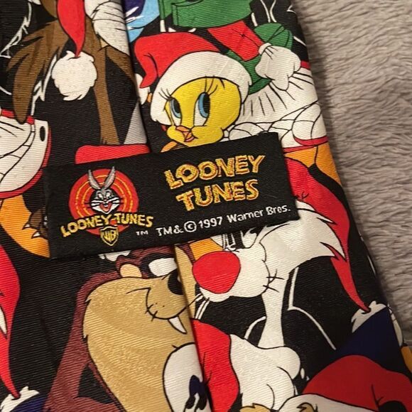 Vintage looney tunes neck ties - Picture 11 of 11